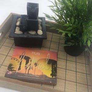 PUR eye shadow palette